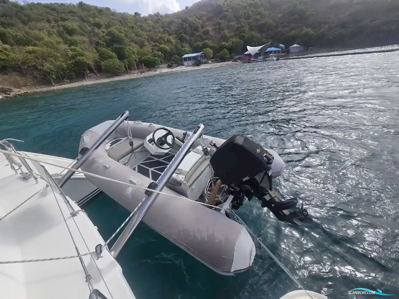 Lagoon 440