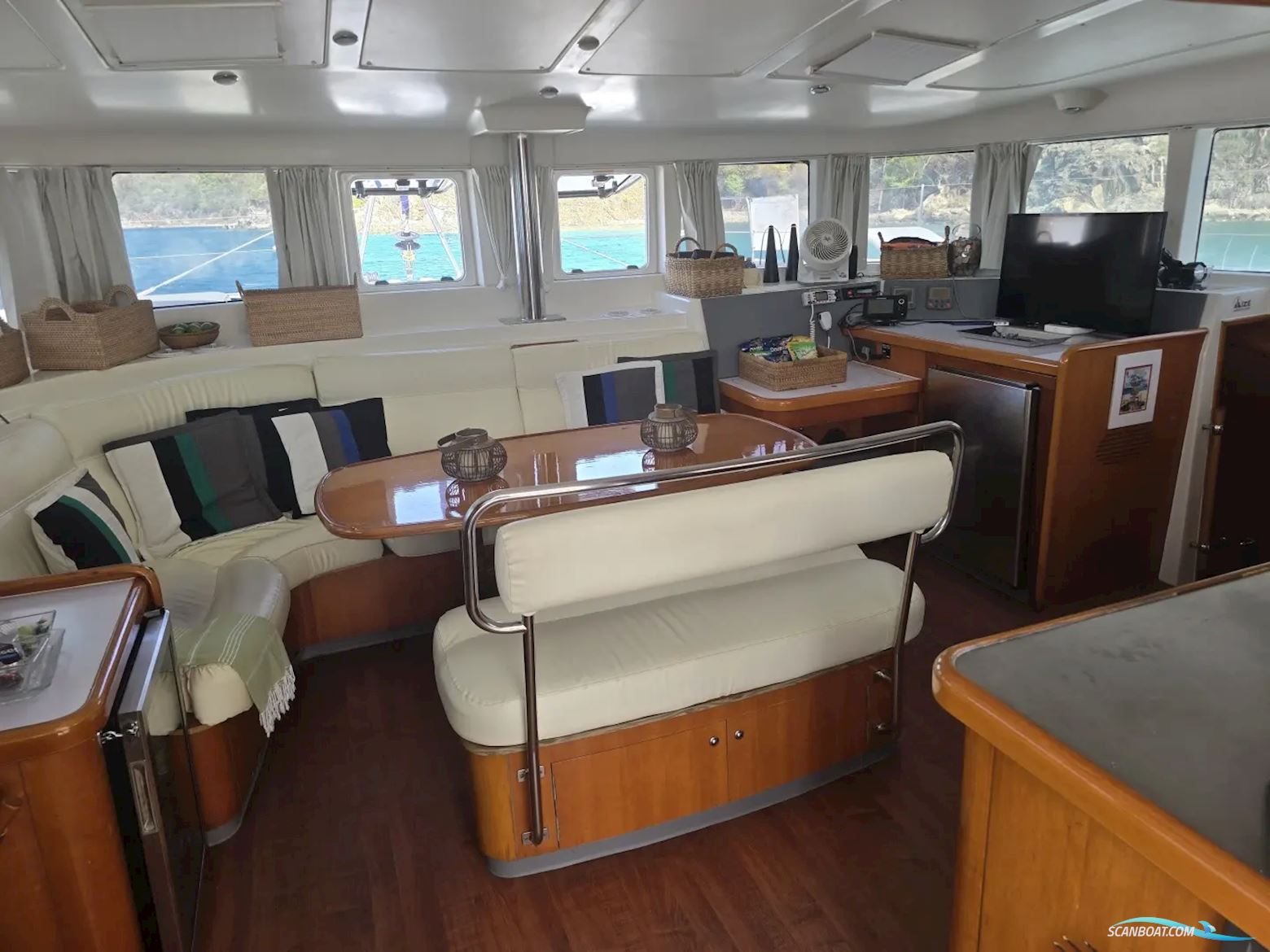 Lagoon 440