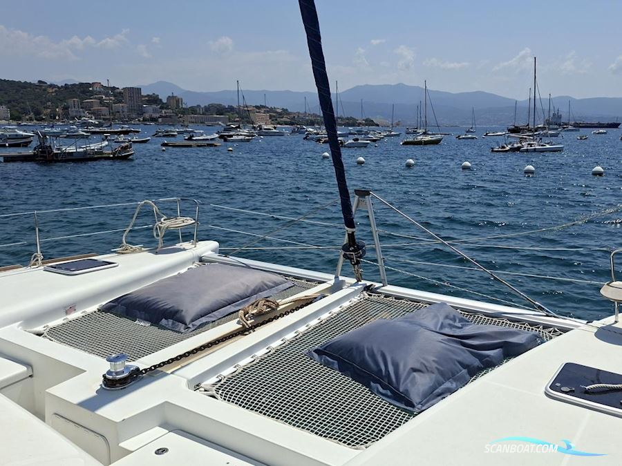 Lagoon 450 F