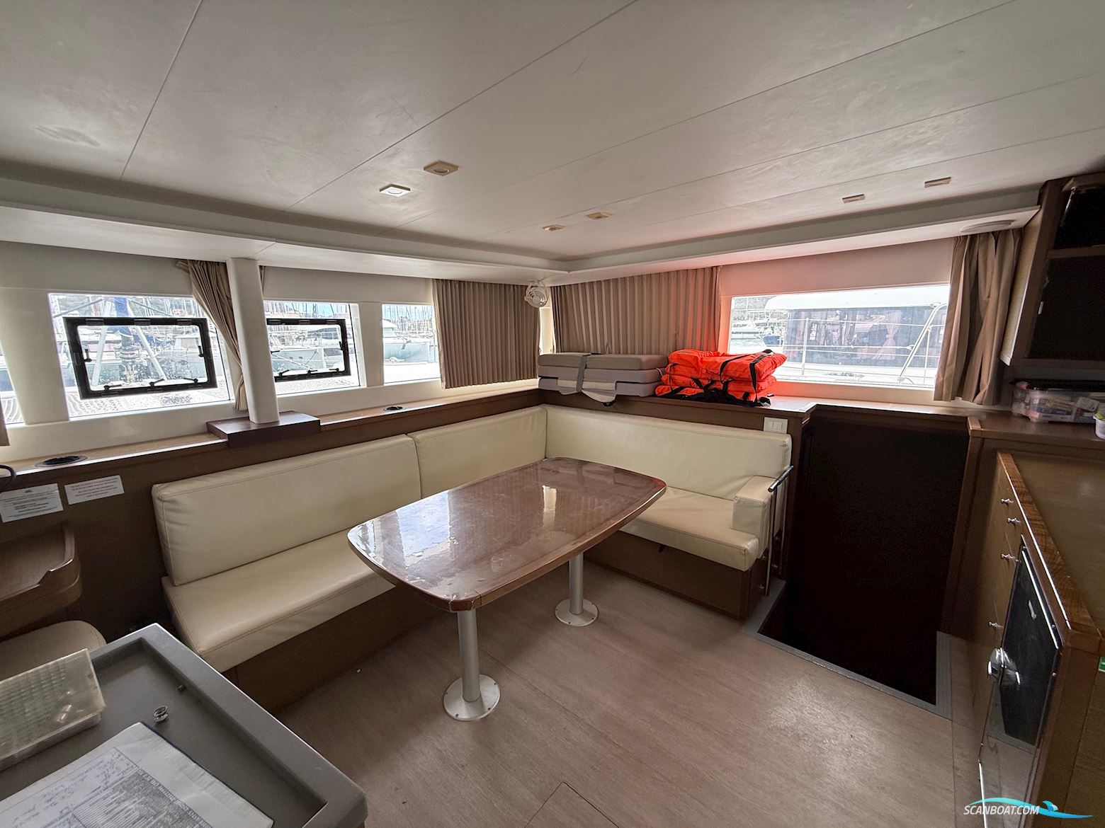 Lagoon 450