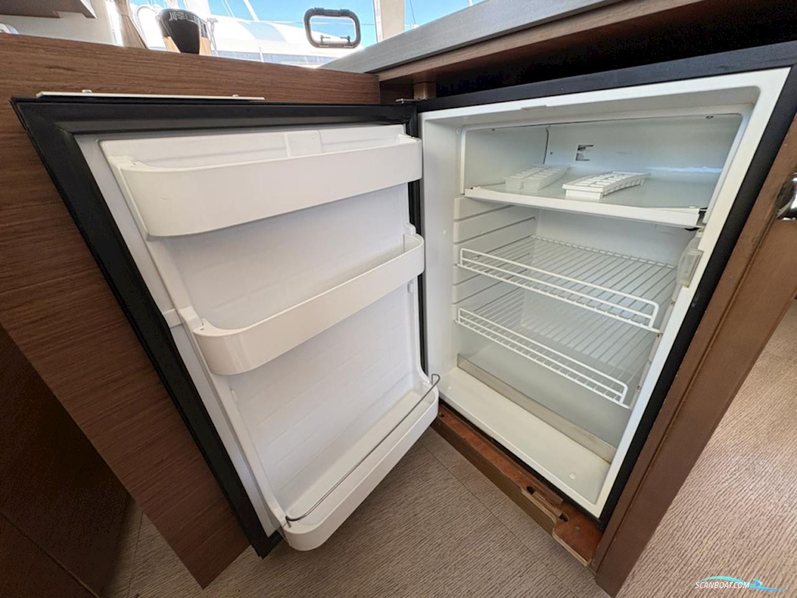 Lagoon 450