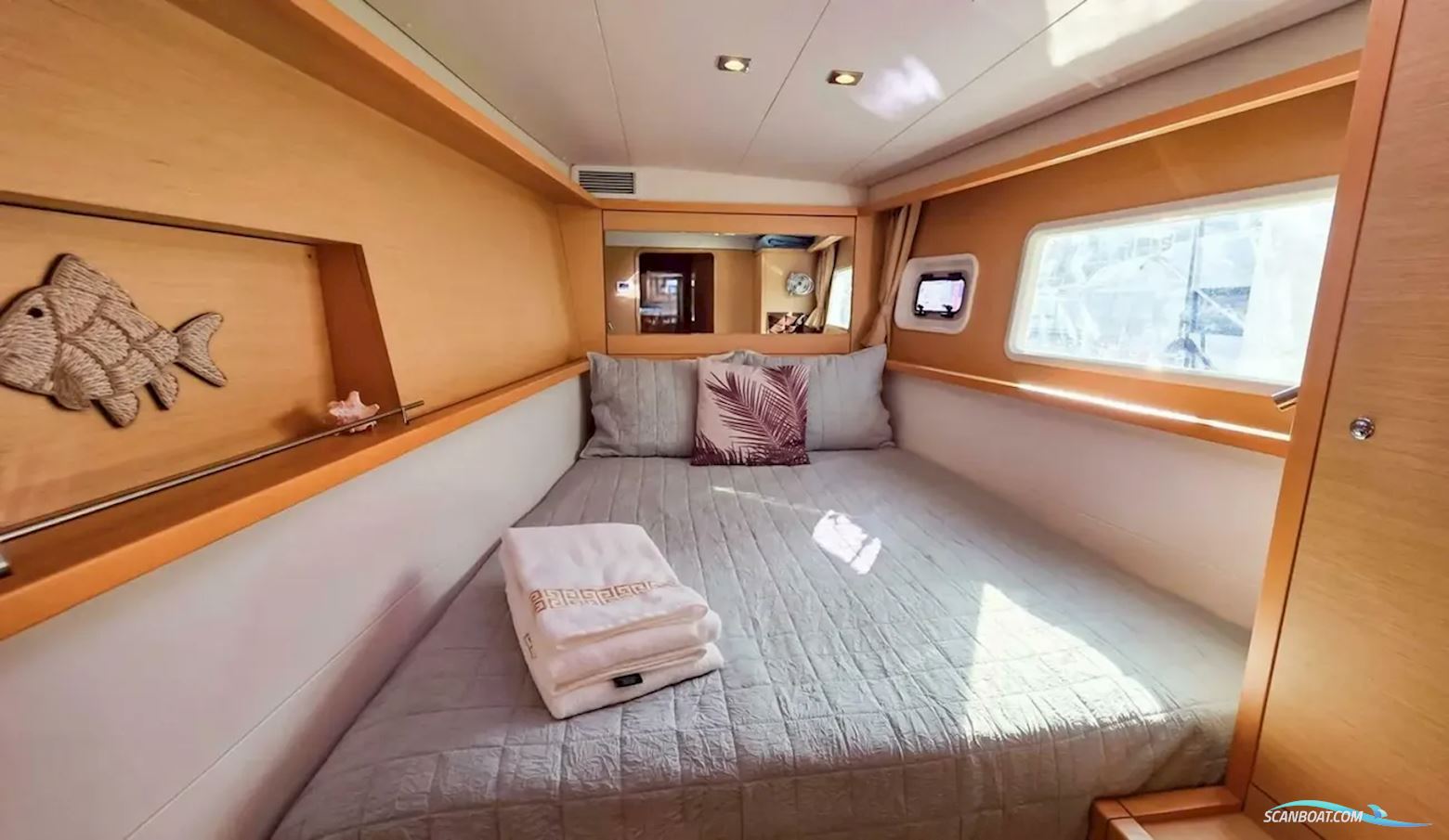 Lagoon 450