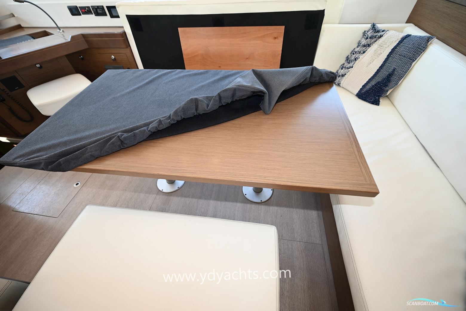 Lagoon 46
