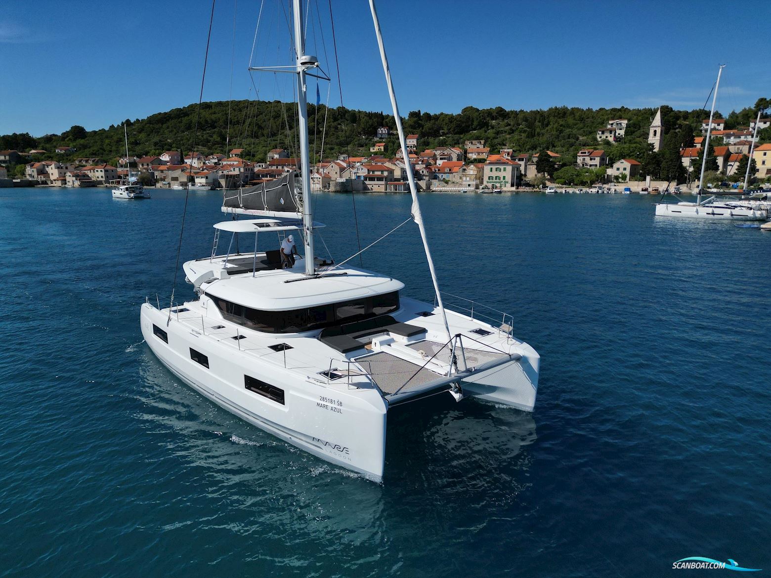 Lagoon 46