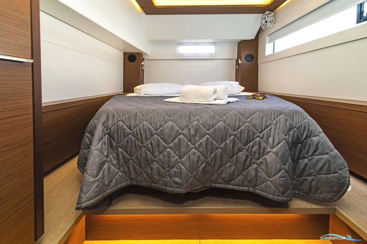 Lagoon 46