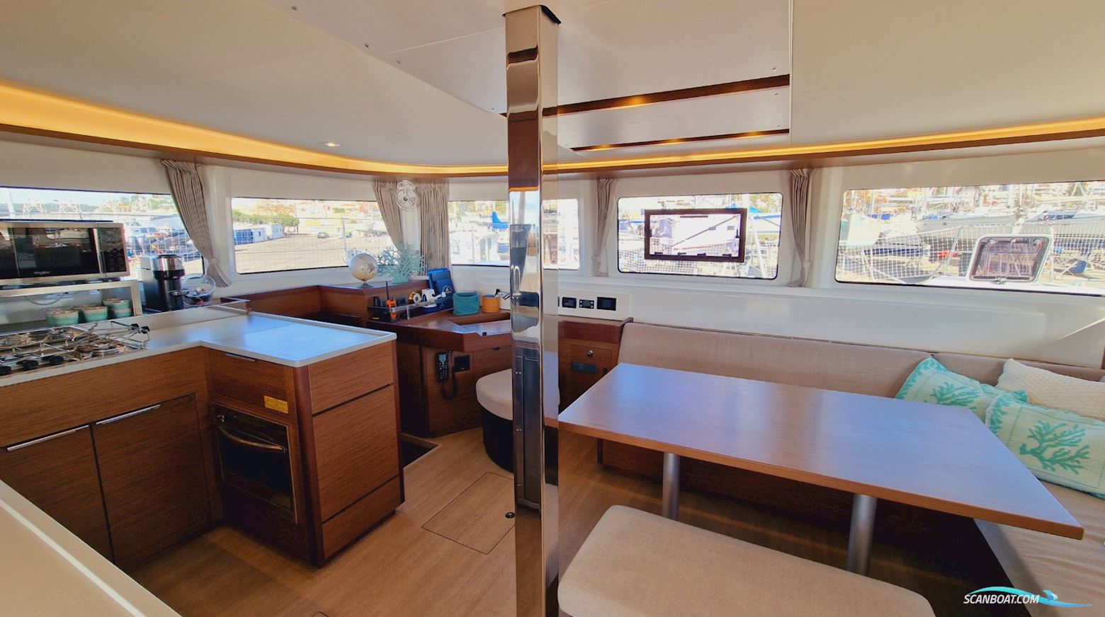 Lagoon 46
