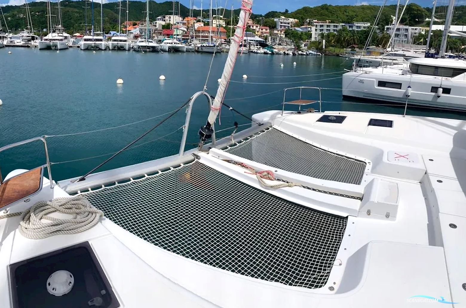 Lagoon 50