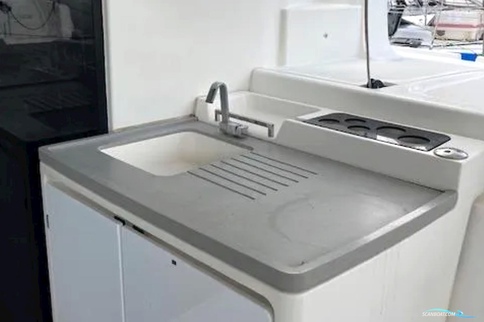 Lagoon 50