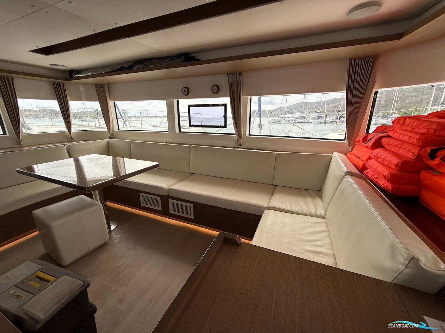 Lagoon 50