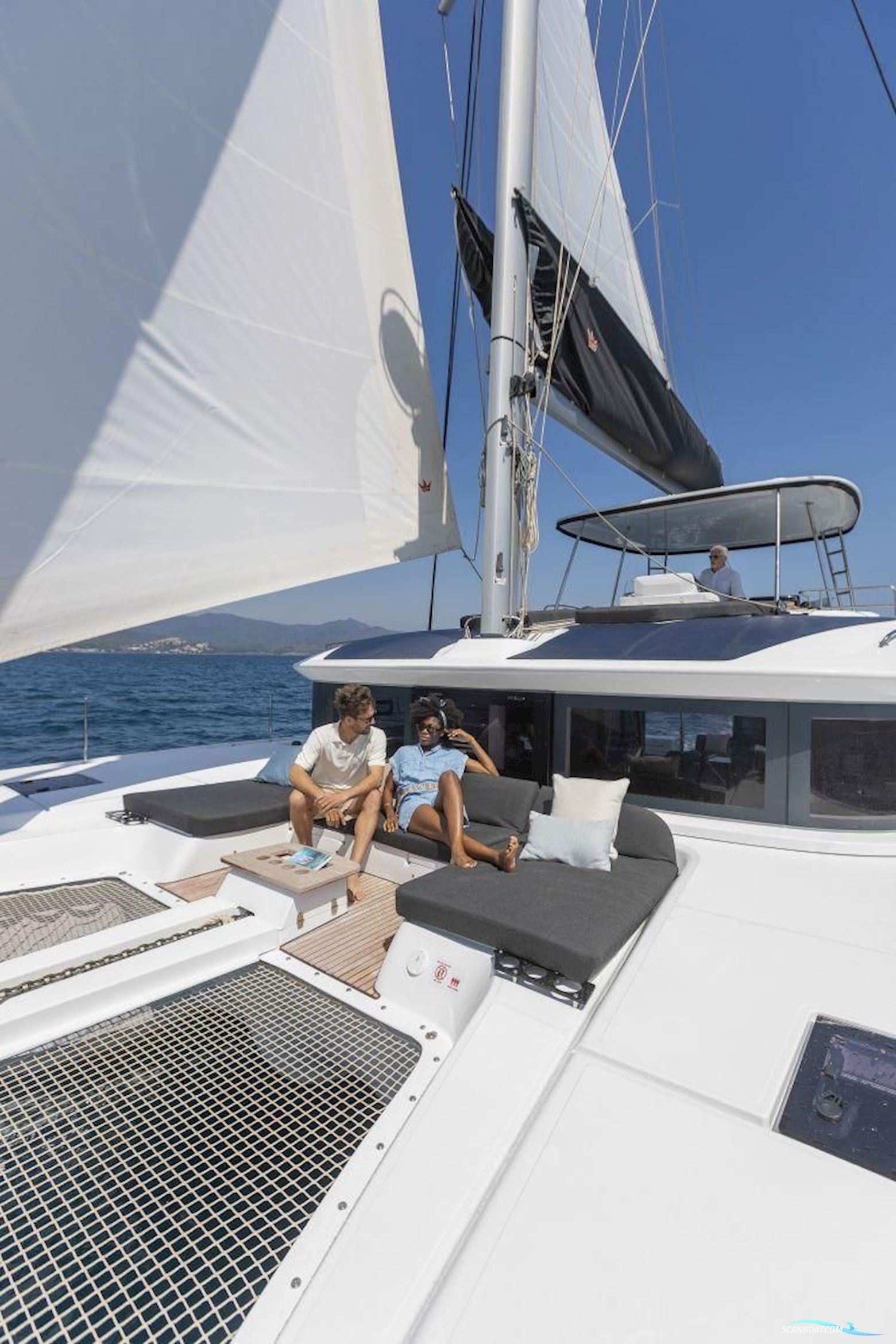 Lagoon 51