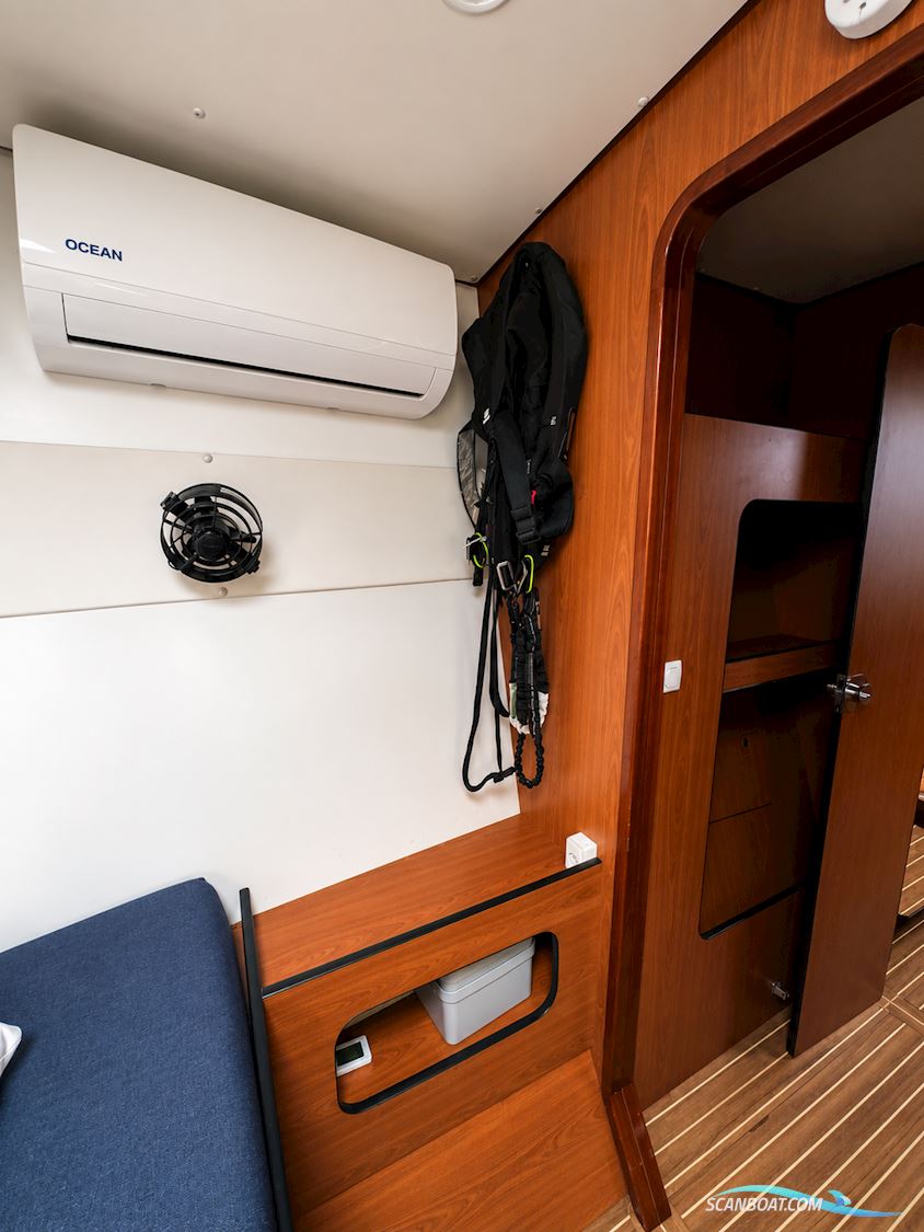 Lagoon 570
