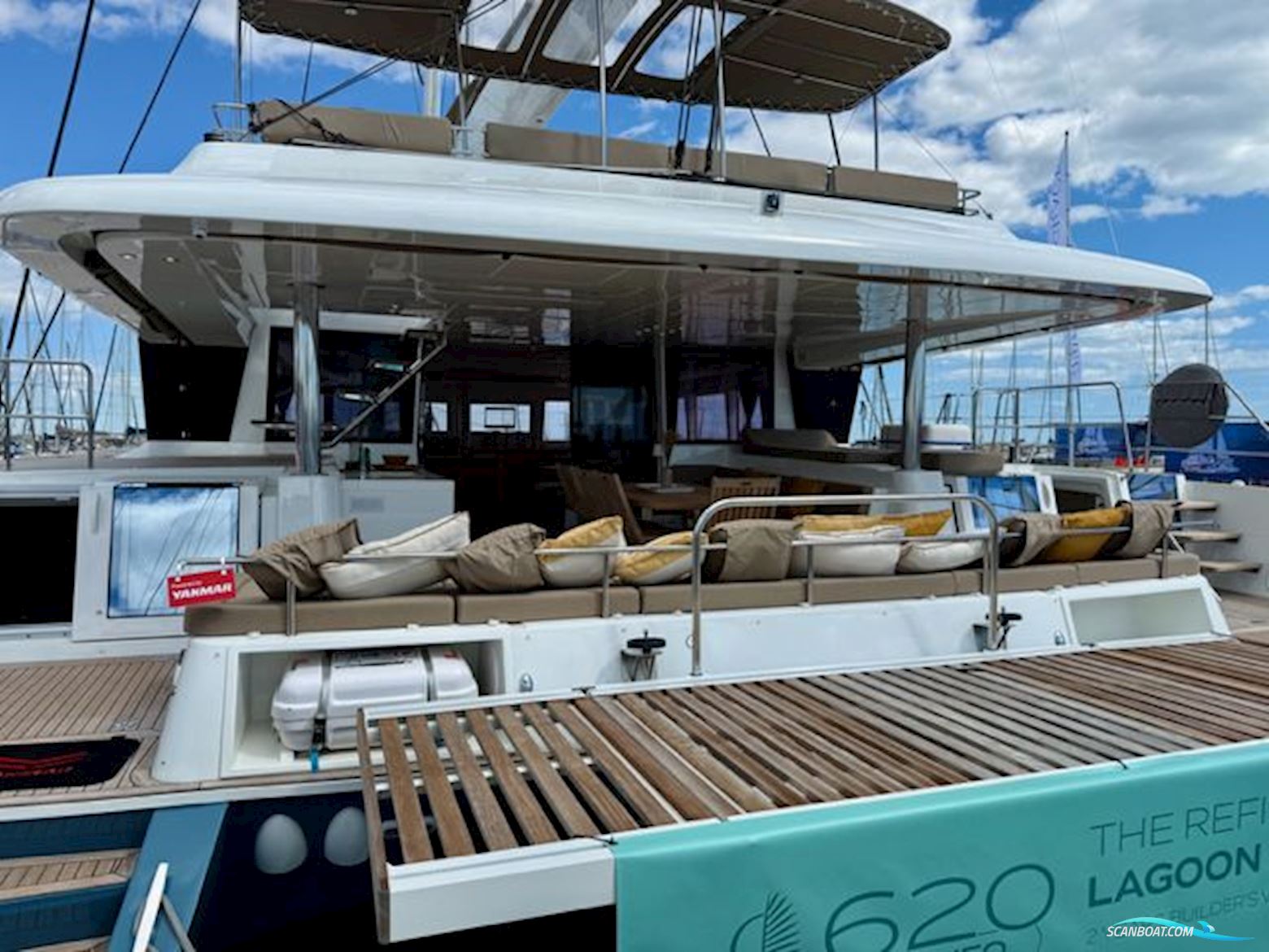 Lagoon 620 NEO