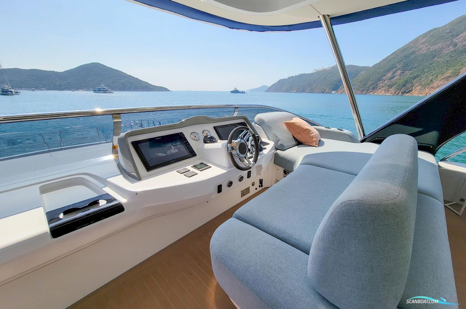Lagoon Sixty 7