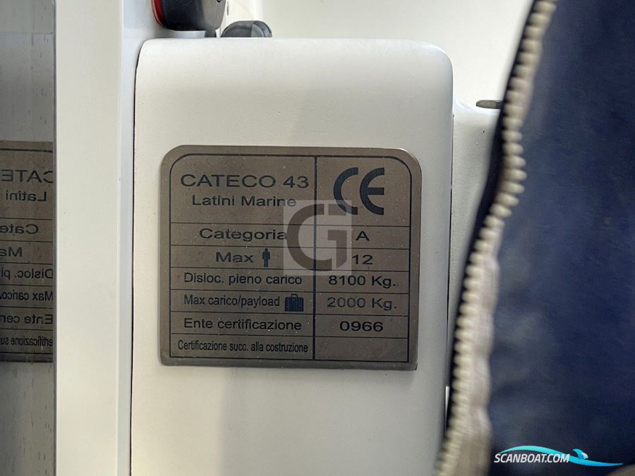 Latini Marine Cat 43