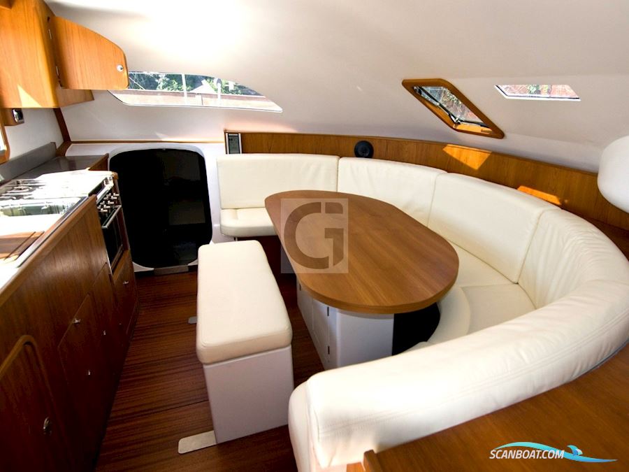 Latini Marine Cat 43