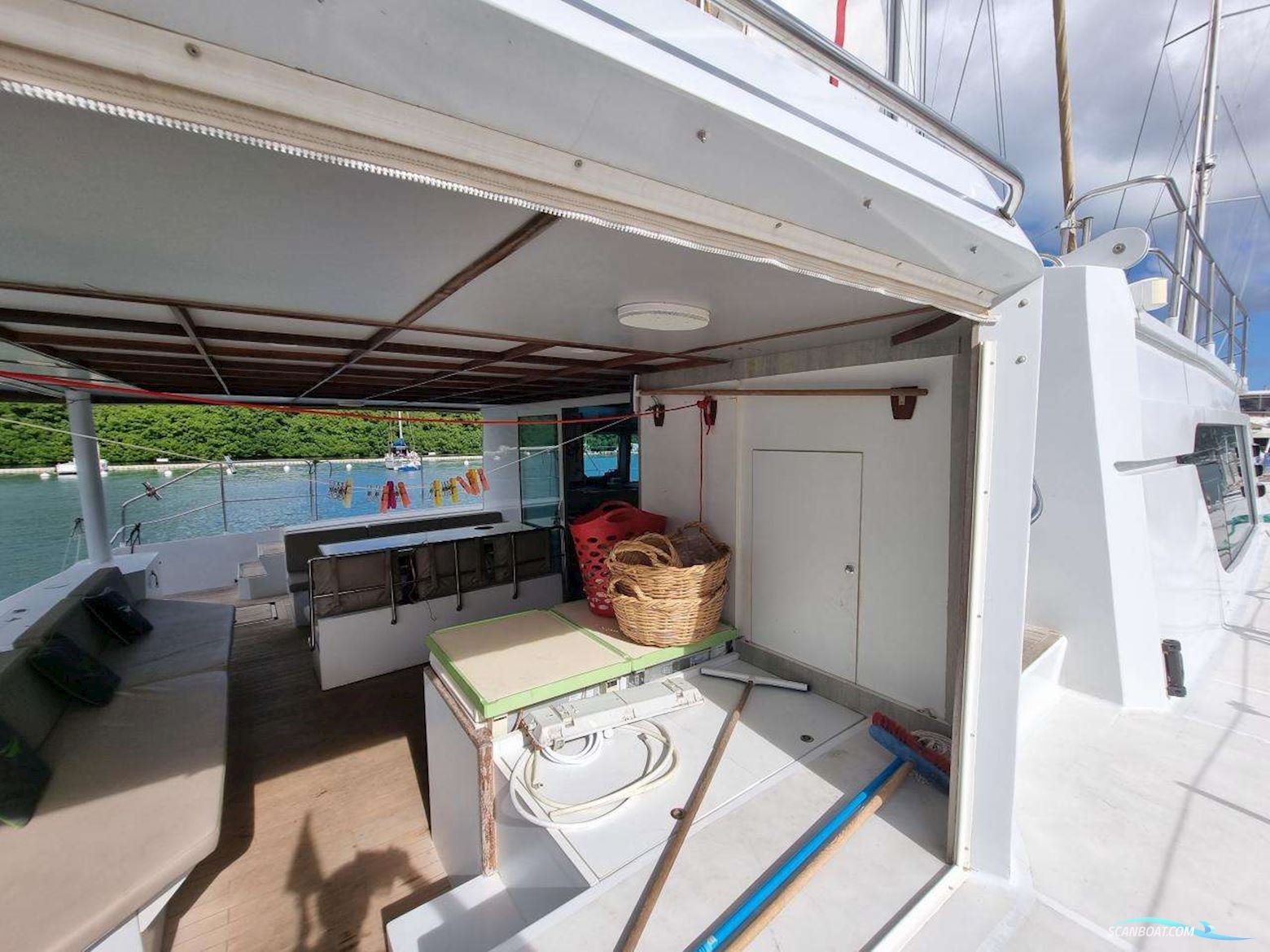 Squalt Marine International CK64