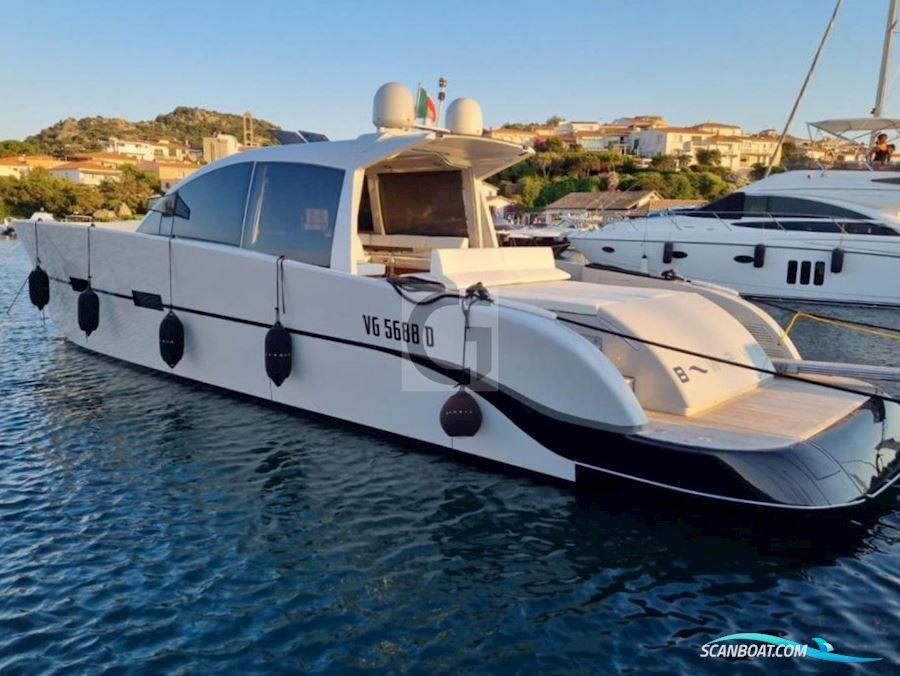 Vismara MY52 Power boat 2008, with Volvo D6 450hp Ips engine, Italy