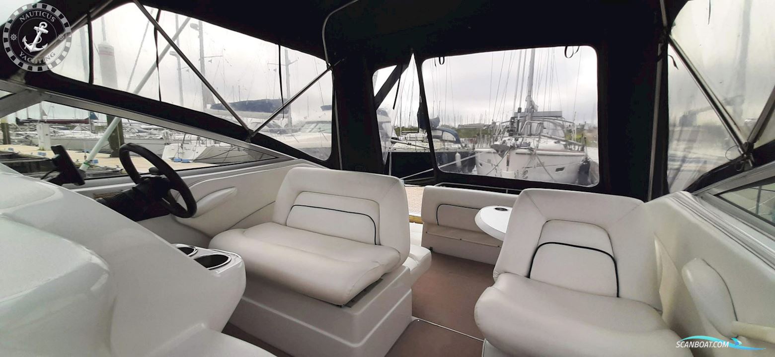 Chris Craft Crowne 25