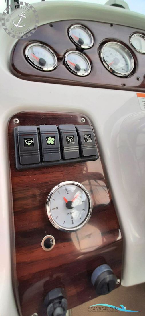 Chris Craft Crowne 25