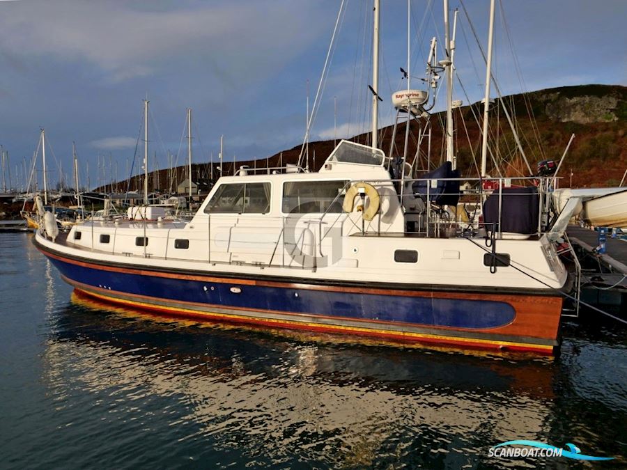 Dale Nelson 38 Aft Cabin