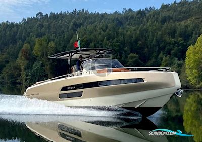 Invictus GT370 Powerboat 2020, with Mercruiser engine, Portugal