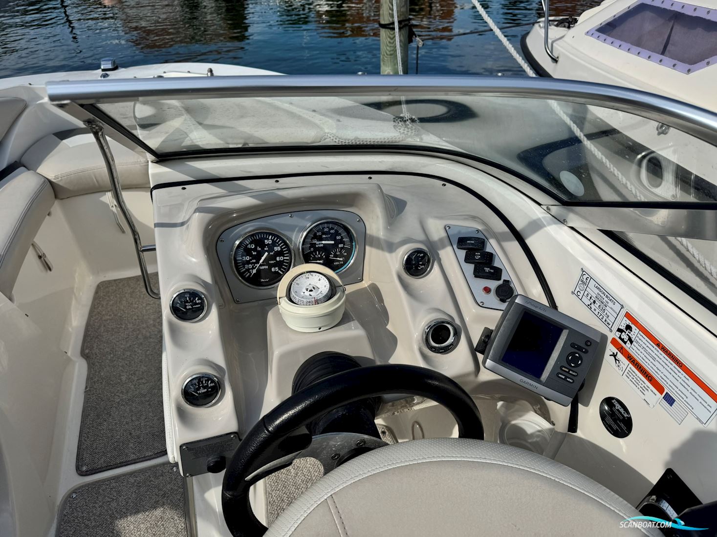 Larson Senza 186 - Bowrider