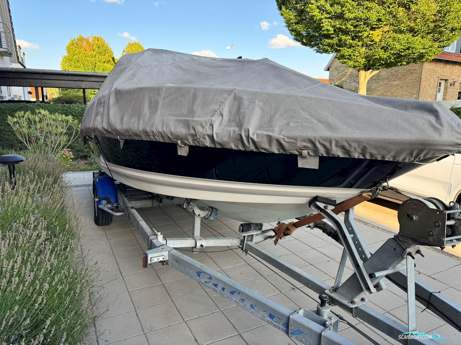 Larson Senza 186 - Bowrider
