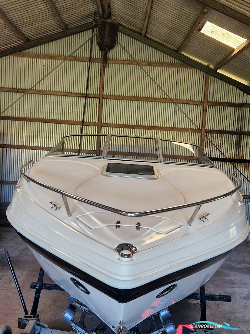 Rinker 232 Captiva