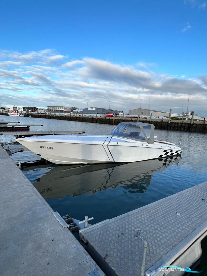 Scarab 33 Avs Powerboat 2001, with Volvo Penta engine, Germany