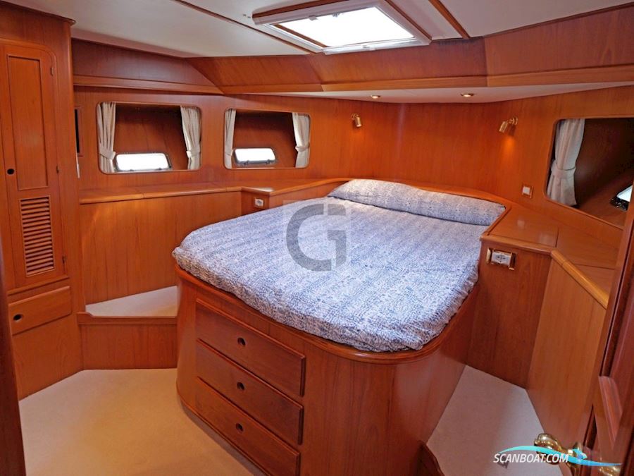 Trader 535 Signature