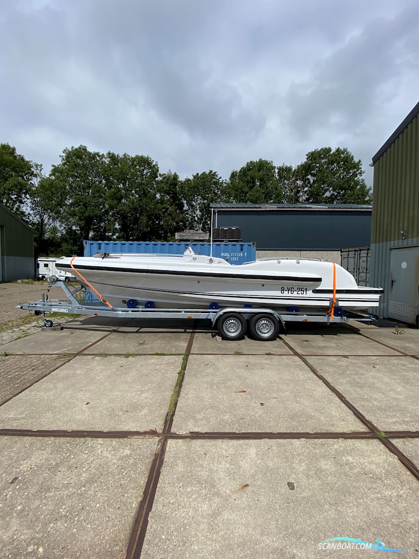 Vikal 8.0 Rib Tender Volvo Penta D4 260 pk Waterjet