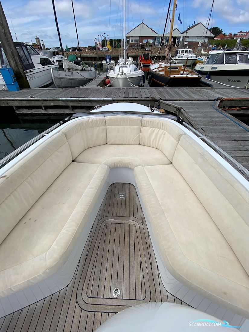 Vikal 8.0 Rib Tender Volvo Penta D4 260 pk Waterjet