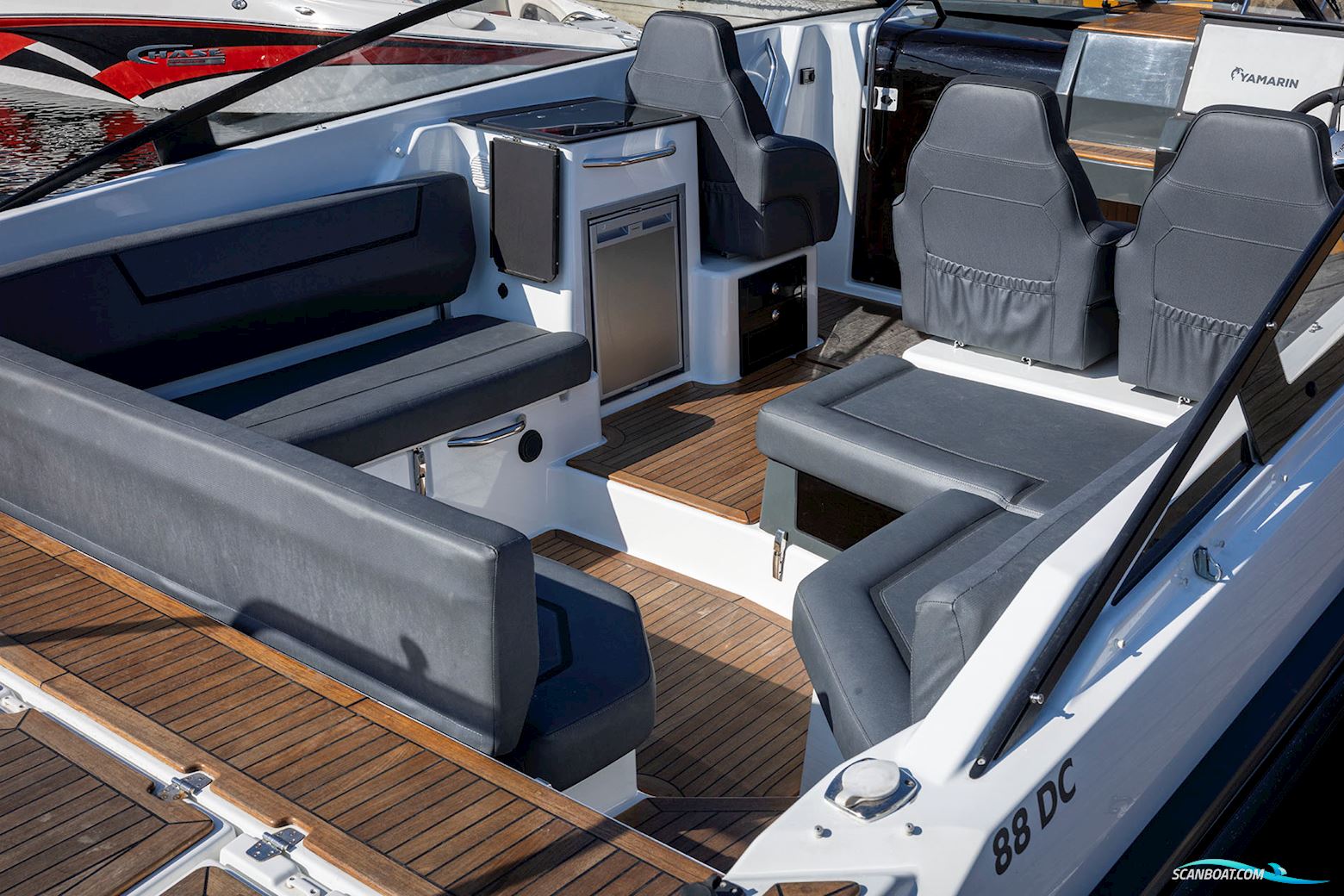Yamarin 88 DC 