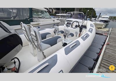 Avon Adventure 620 Rib & Trailer Rubberboten en ribs 2007, met Honda motor, United Kingdom