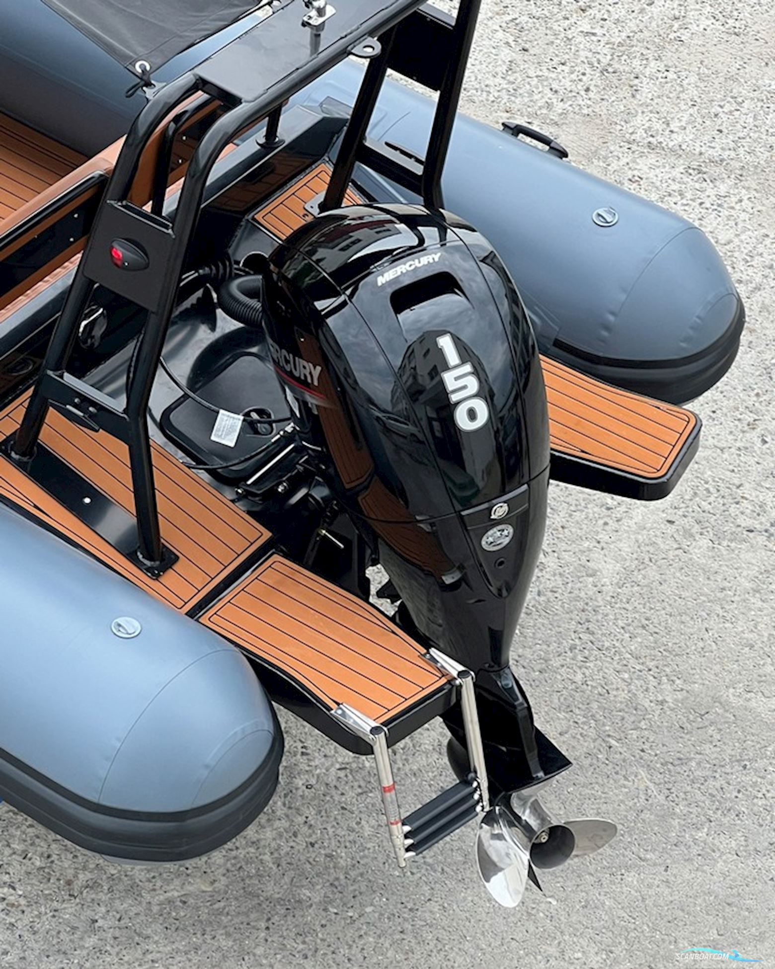 Azulik 700