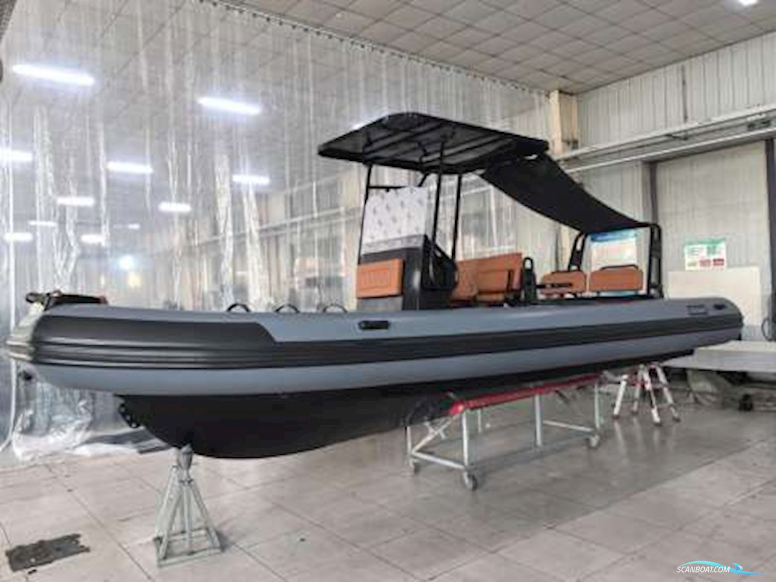 Azulik 700