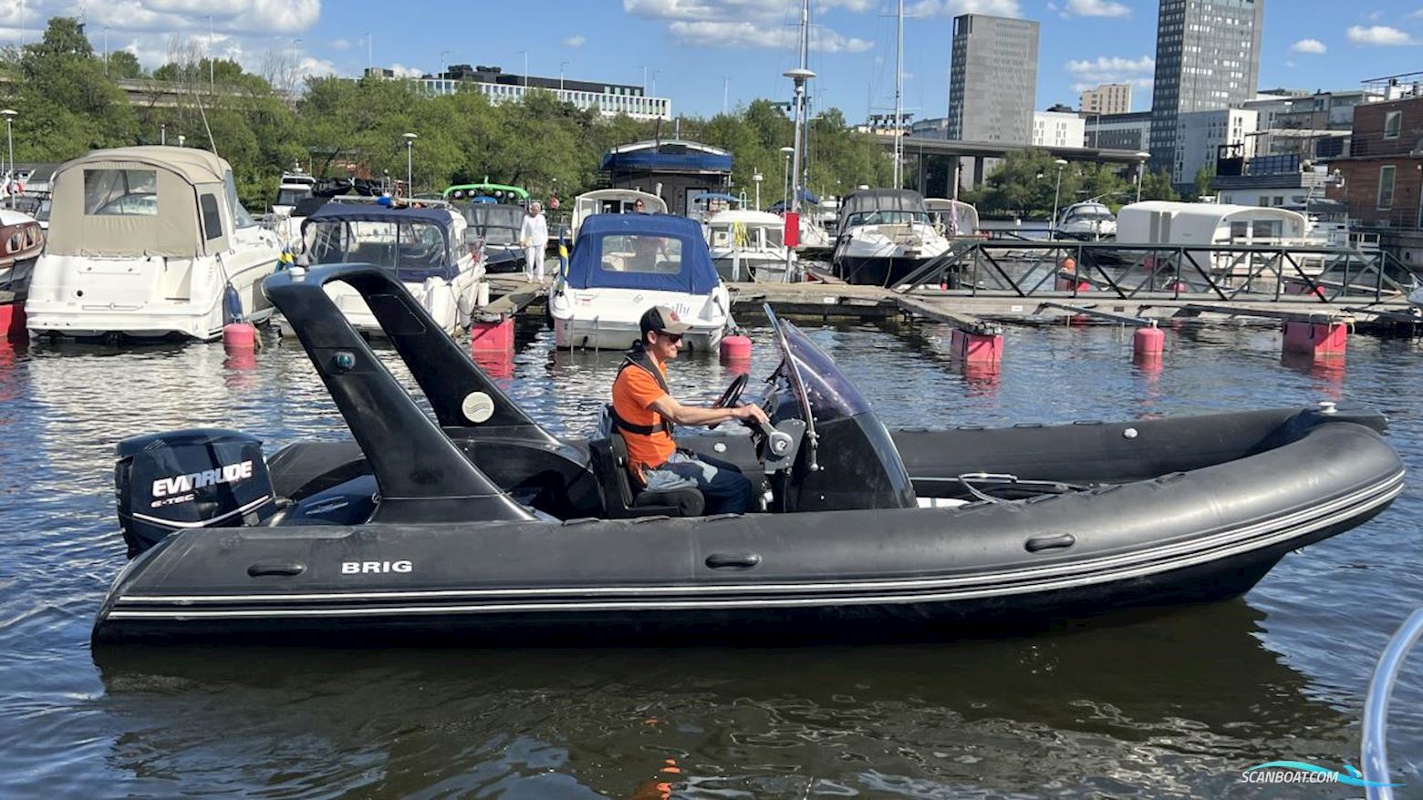 Brig Eagle 645 Rubberboten en ribs 2011, met Evinrude motor, Sweden
