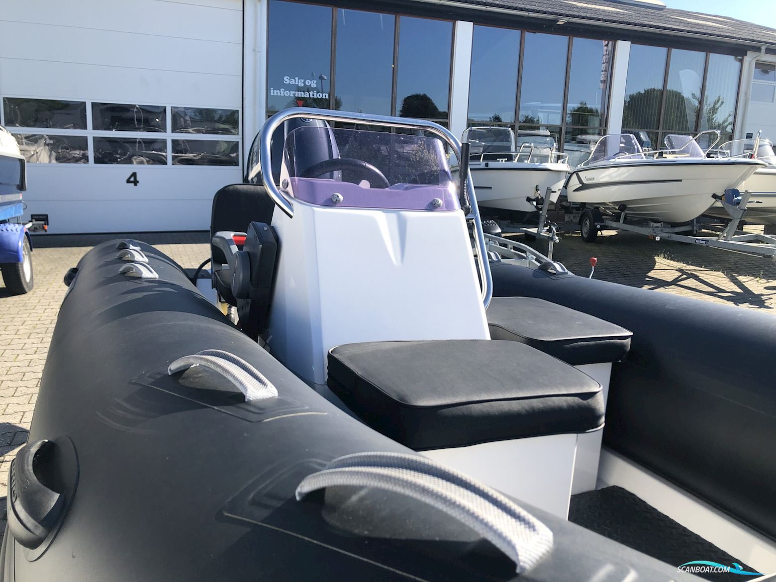 Brig F420T Falcon Tender