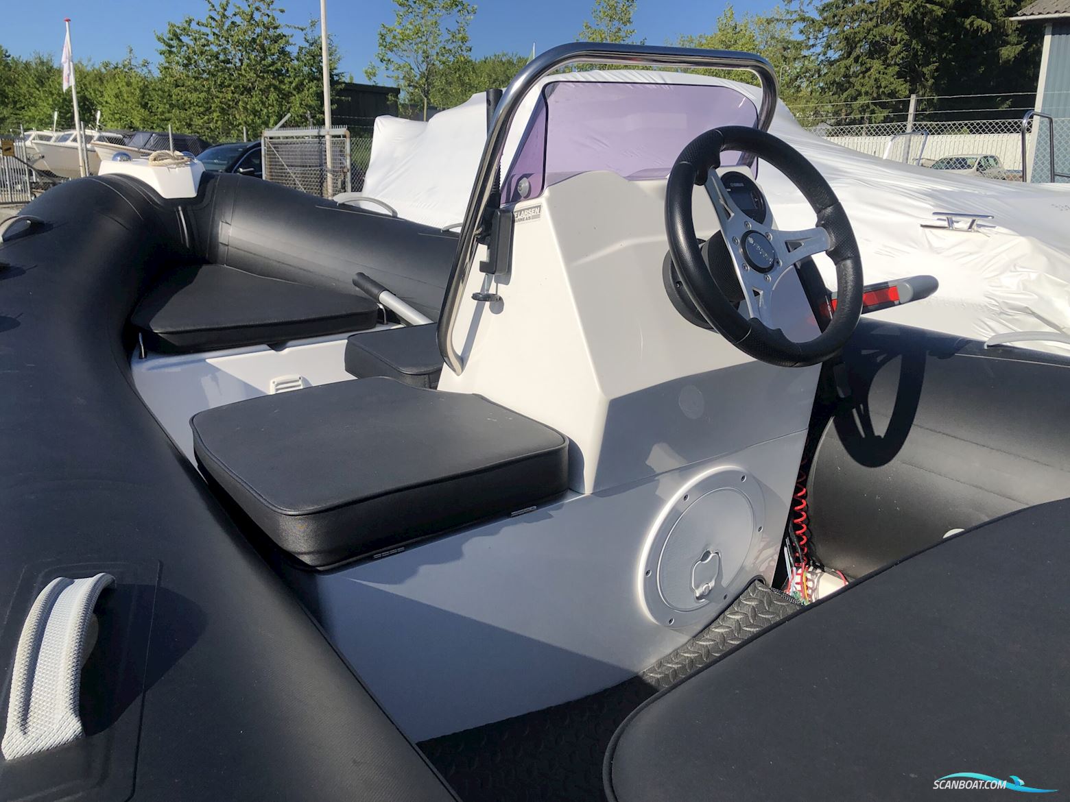 Brig F420T Falcon Tender
