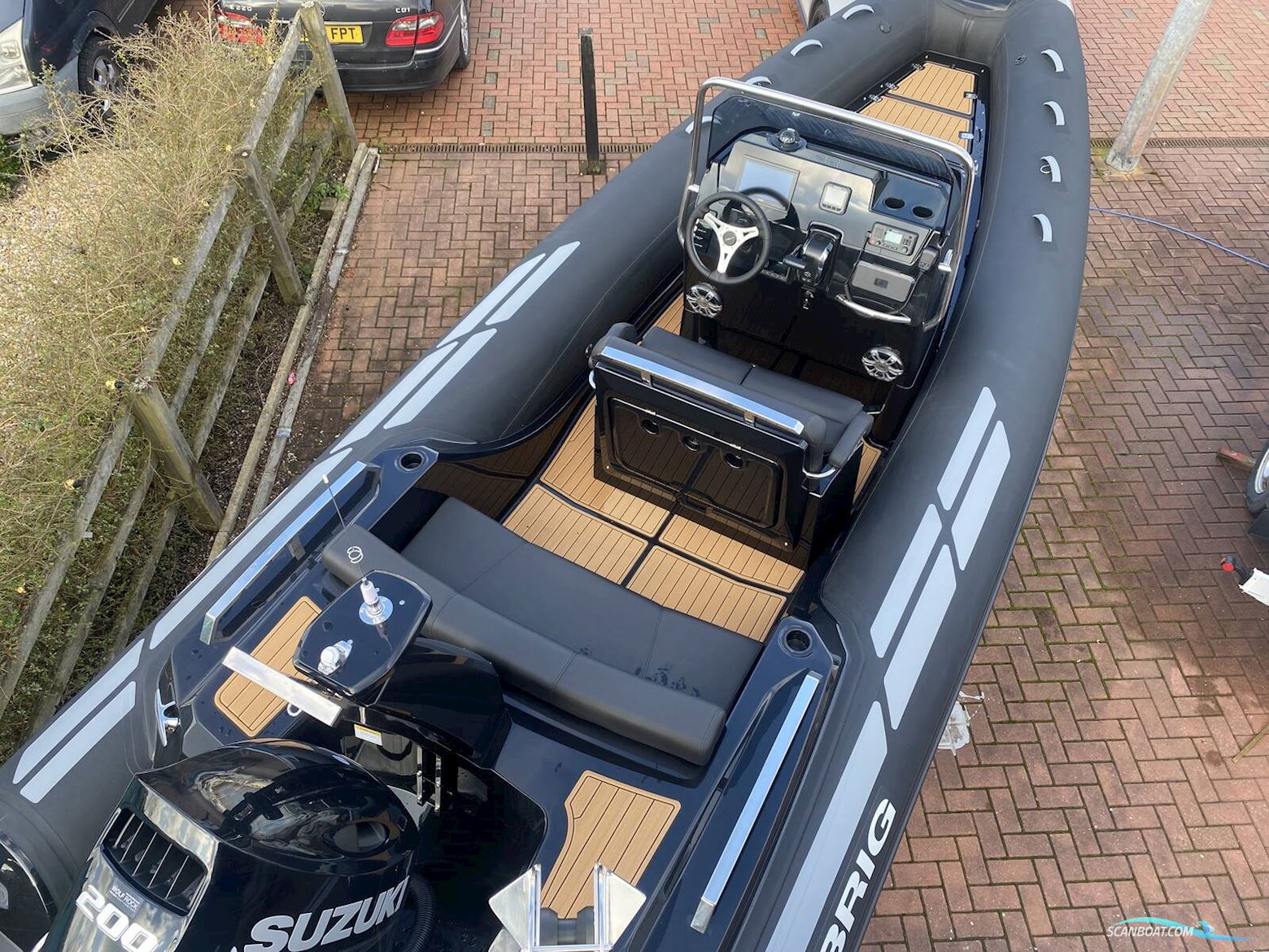 Brig Ribs Eagle 6.7 Rubberboten en ribs 2024, met Suzuki F200 Xca motor, United Kingdom