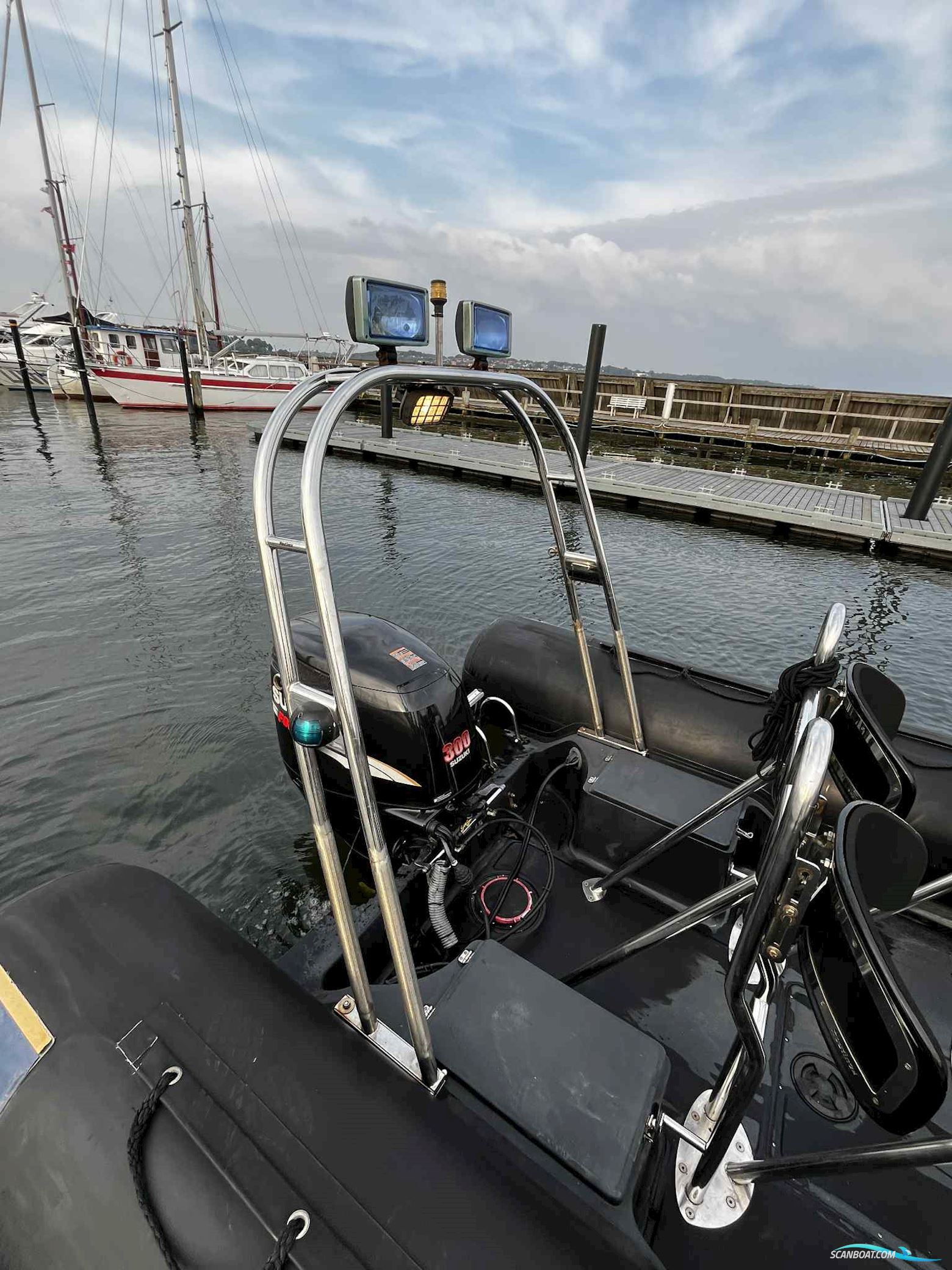 CAPELLI 7,5 RIB med 300 hk