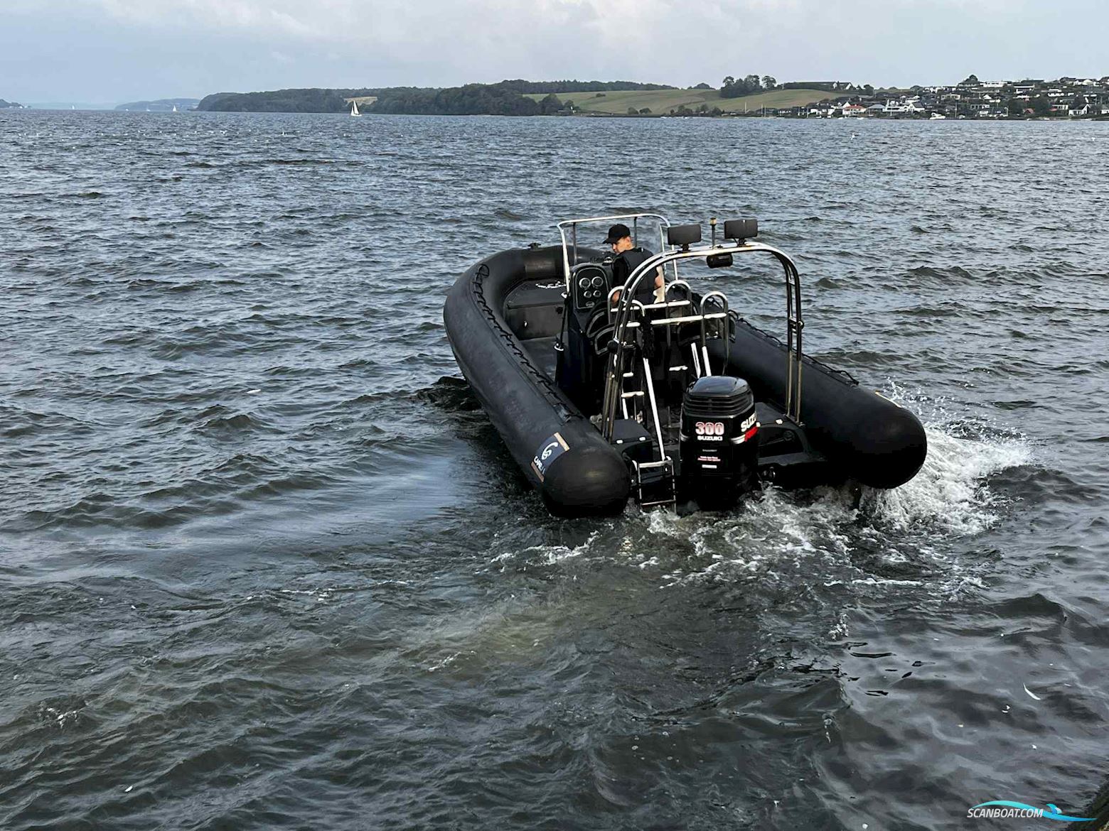 CAPELLI 7,5 RIB med 300 hk