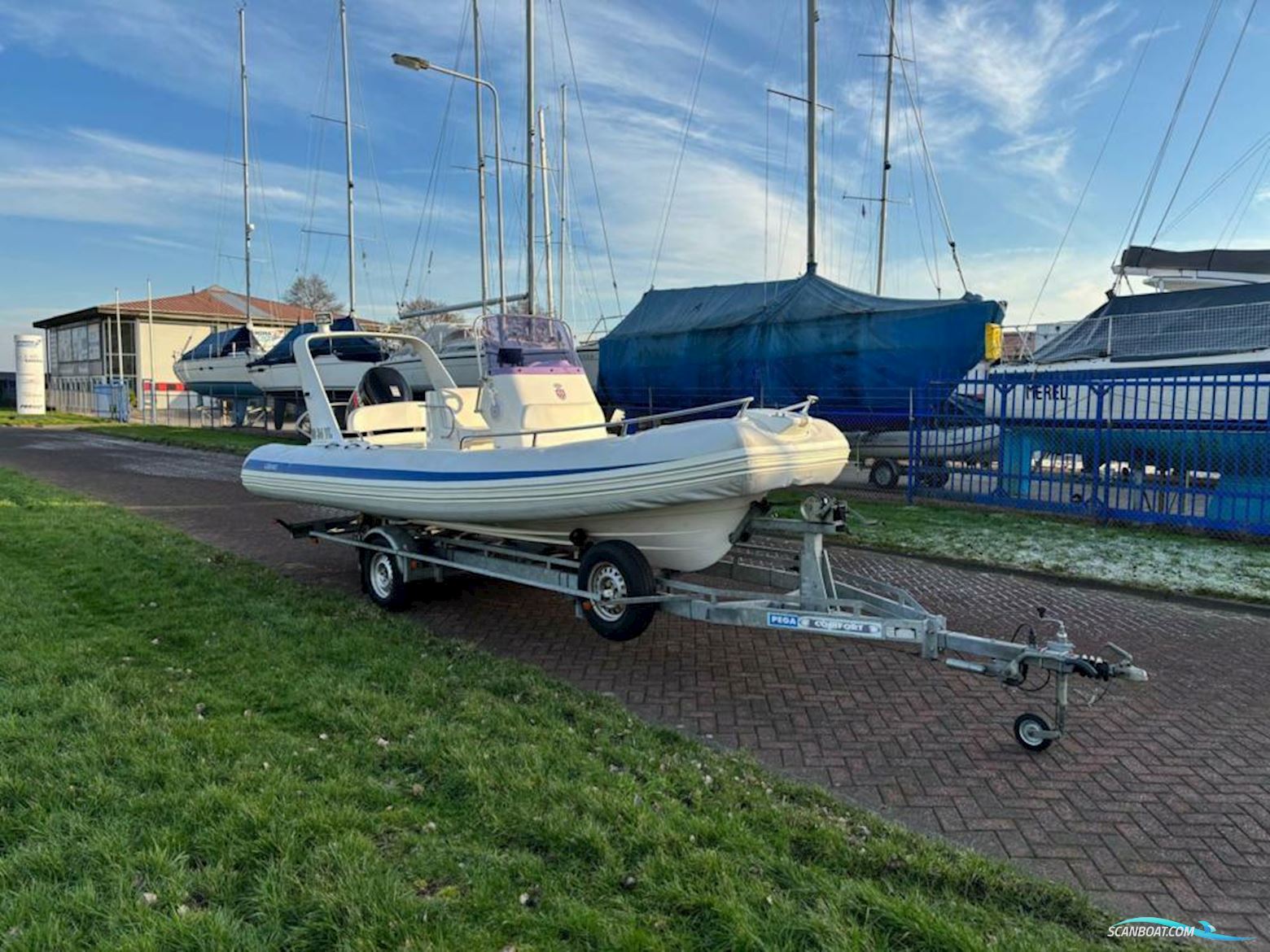 GRAND 650 Silverline Suzuki 200pk