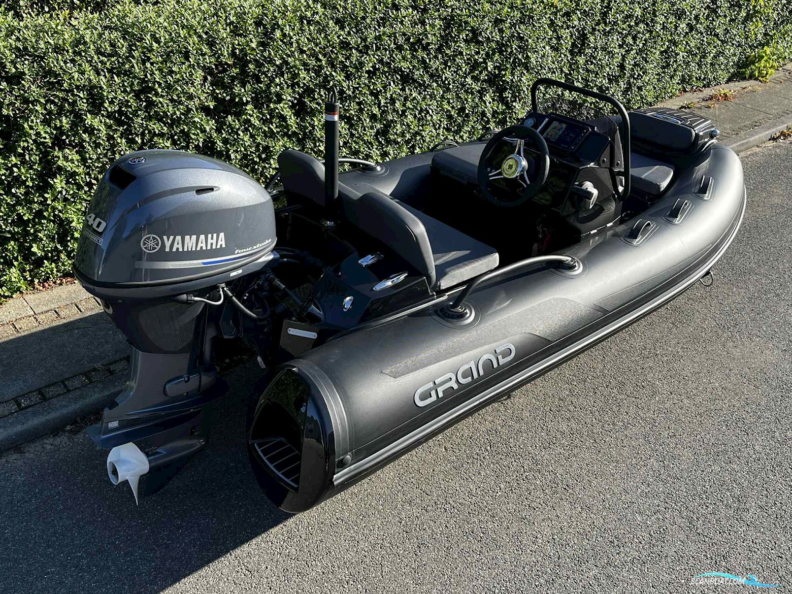 Grand G340N med 40 hk Yamaha