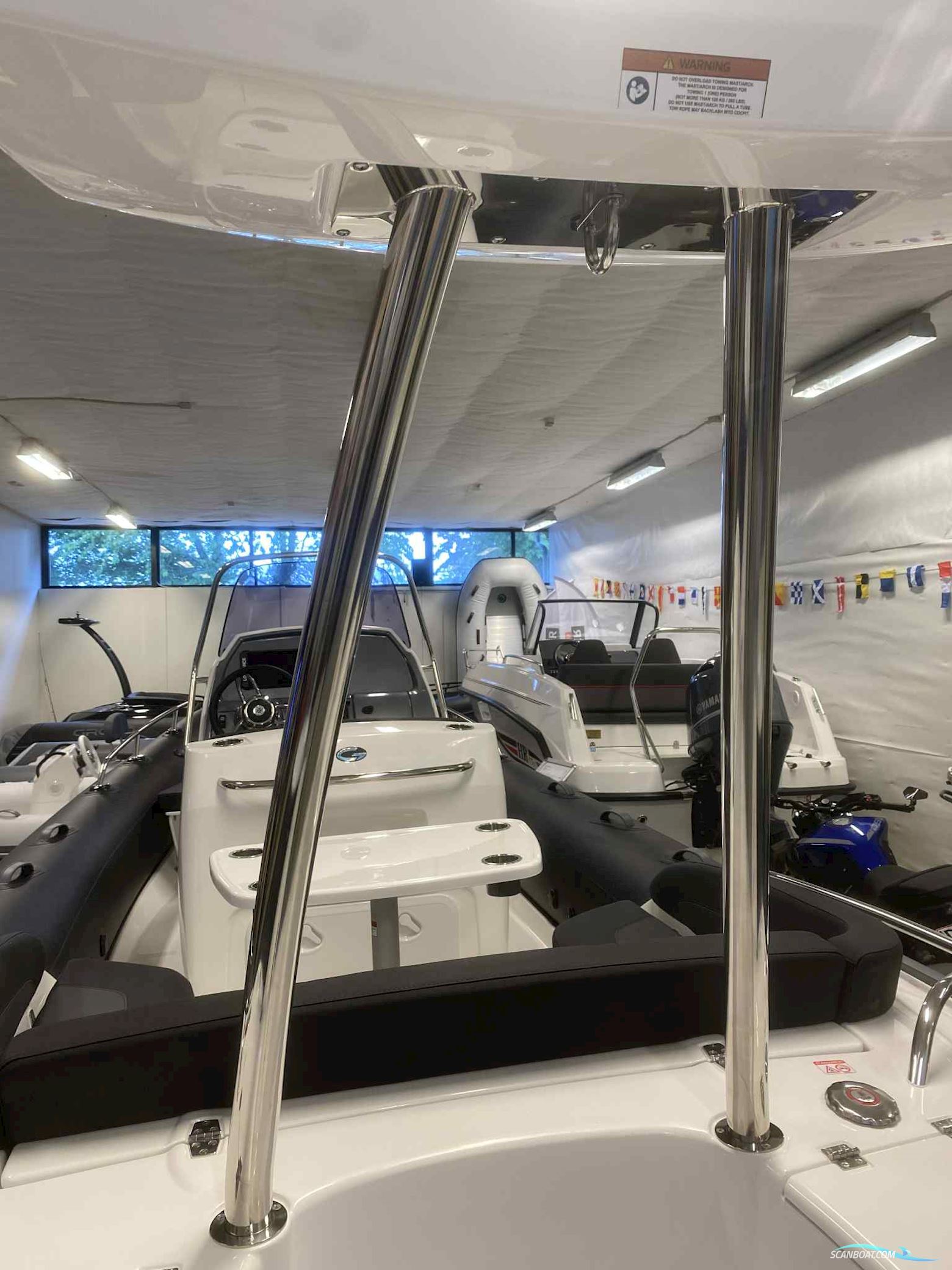 Grand G650 med DEMOMOTOR Yamaha F130 til OMGÅENDE LEVERING