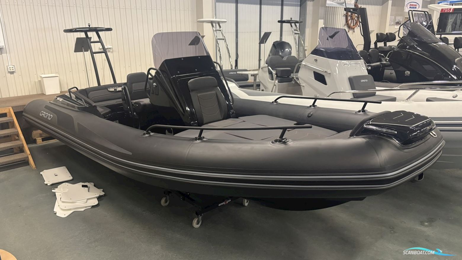Grand Golden Line G680 Rubberboten en ribs 2027, met Yamaha motor, Sweden