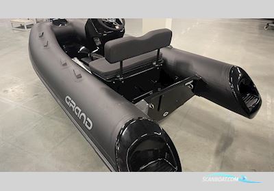 Grand S330 Rubberboten en ribs 2024, met Mercury motor, Sweden