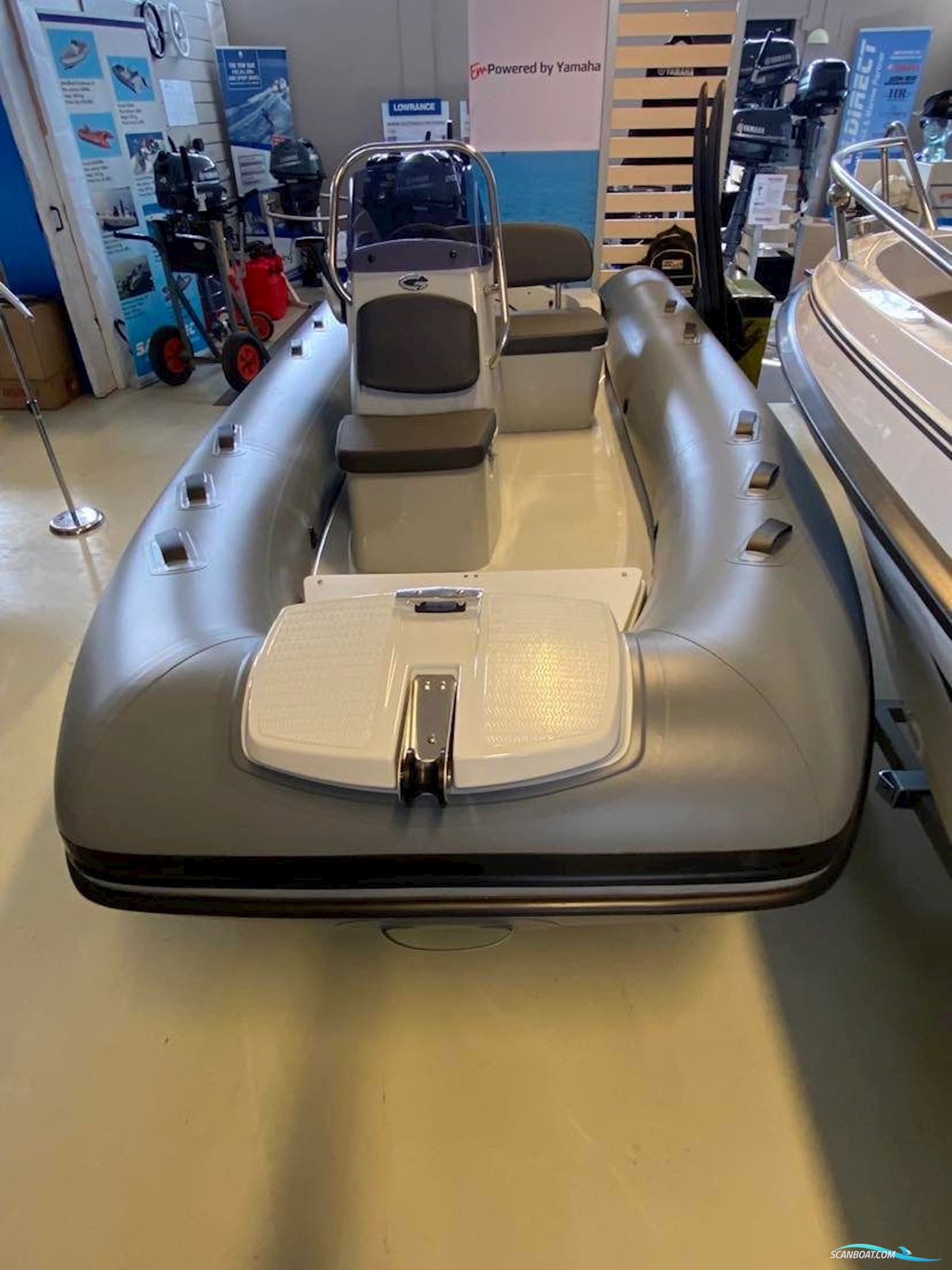 Grand S420 NL LAGERBÅD