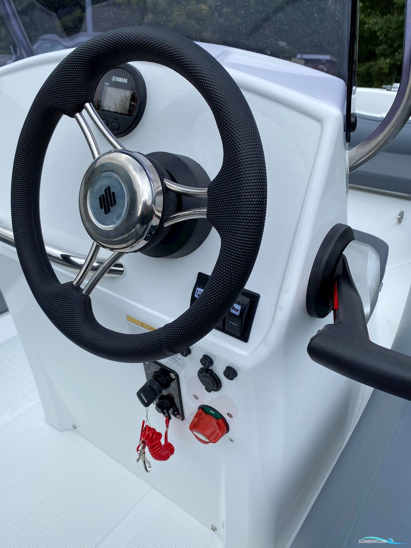 Grand S470NL med 40 hk Yamaha