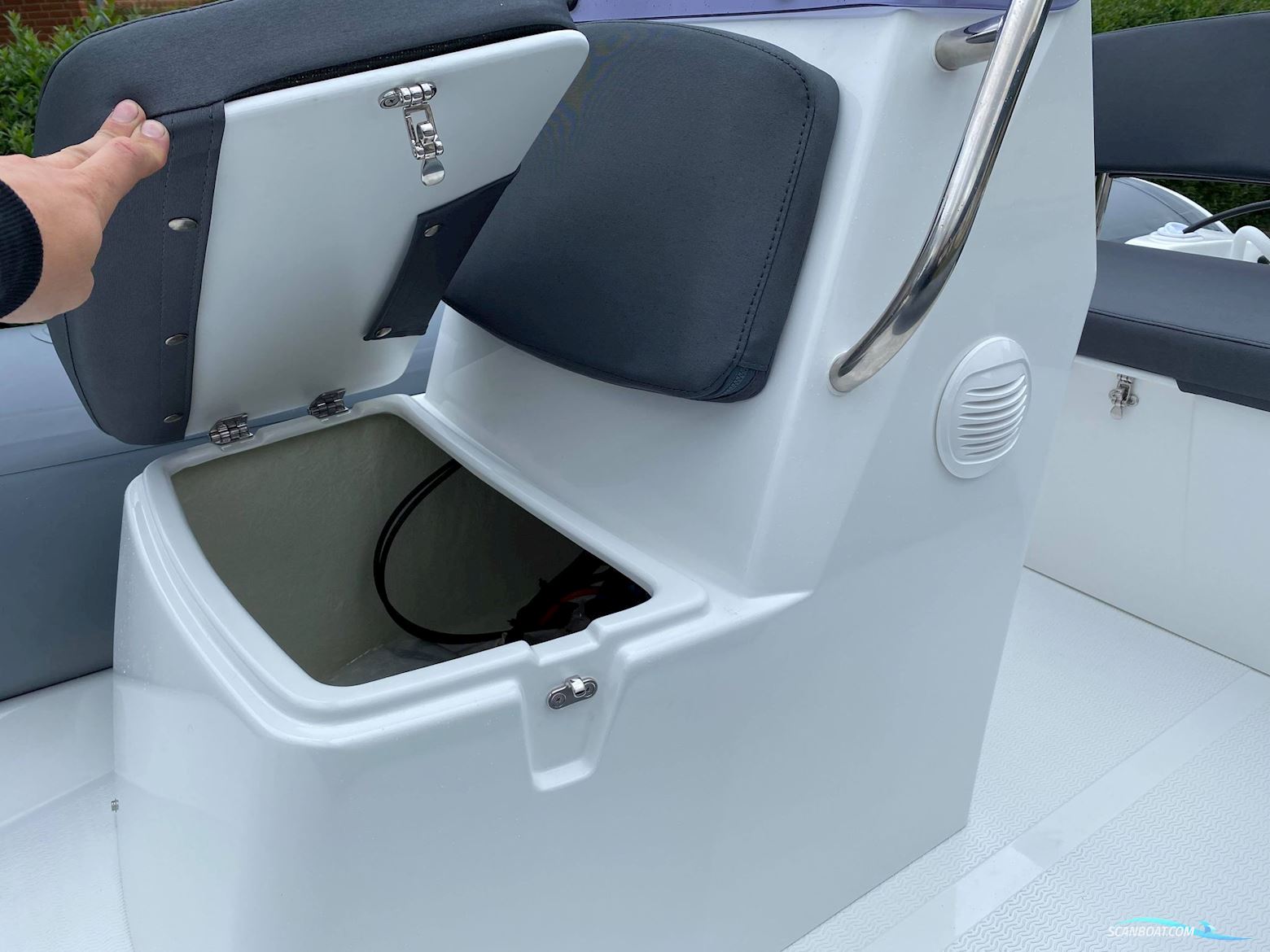 Grand S470NL med 40 hk Yamaha